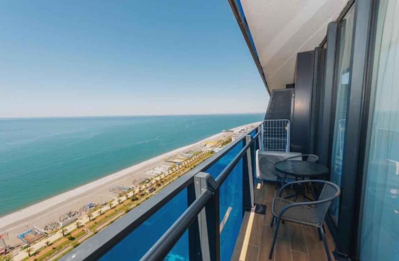 Luxury Sea View Apartments In Orbi City Batumi Exterior foto