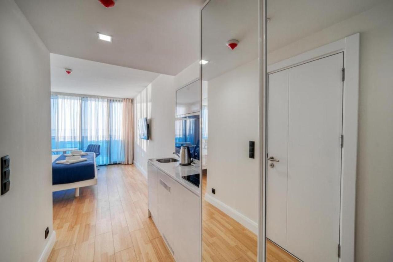 Luxury Sea View Apartments In Orbi City Batumi Habitación foto
